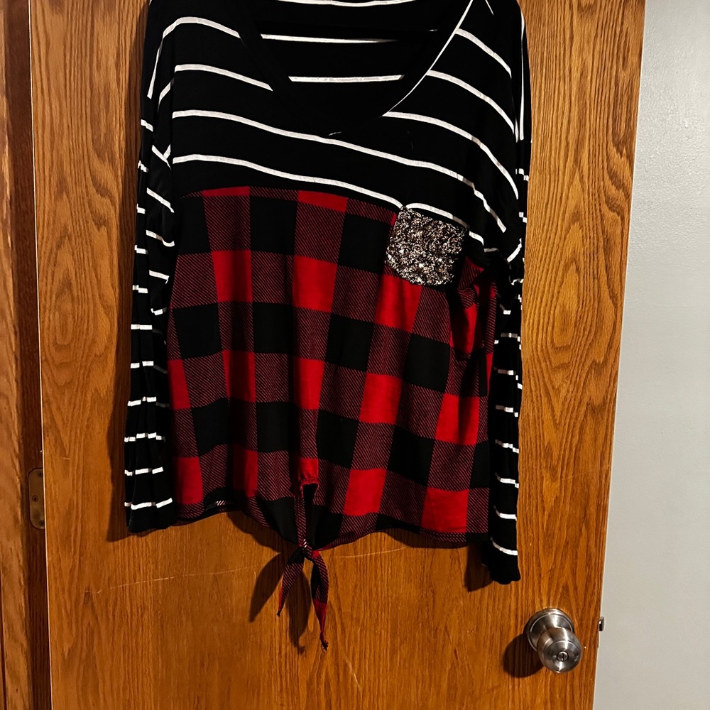 Black and Red Plaid Striped Top
